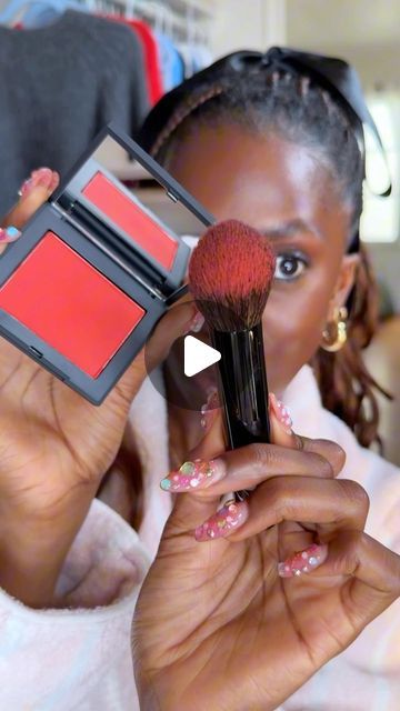 Toni Bravo on Instagram: "trying the new + improved NARS blush & i am a fan!!! #narscosmetics #blush" Berry Blush Makeup, Brown Blush Makeup, Red Blush Makeup Look, Orange Blush Makeup, Red Blush Makeup, Foundation Application Tutorial, Blush Makeup Looks, Blush For Dark Skin, Orange Blush