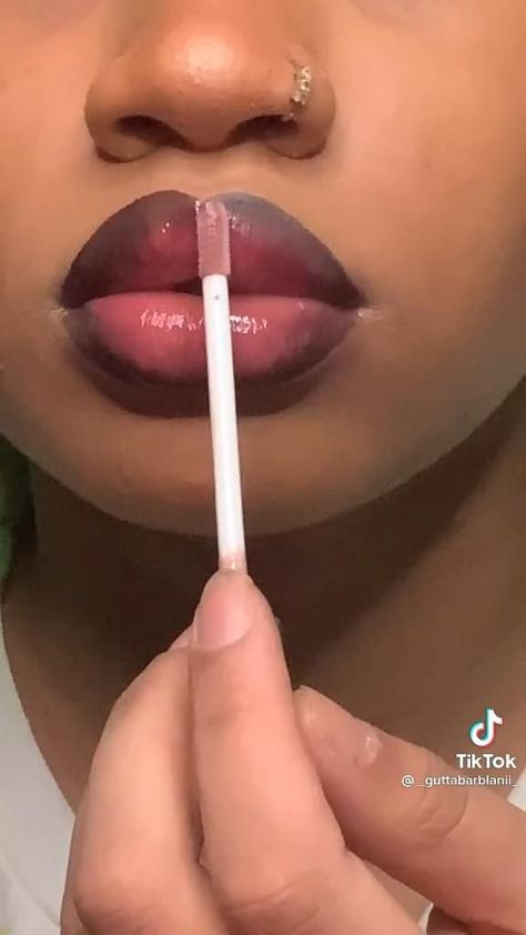 Glossy Lips Makeup, Lip Tutorial, Makeup For Black Skin, Homecoming Makeup Black, Lip Makeup Tutorial, Makeup Artist Tips, Brown Skin Makeup, Makeup Help, Face Makeup Tips