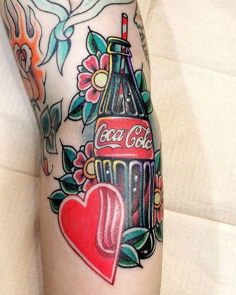 J.Arreguin on Instagram: “Coca-Cola para @marianaherrera.tatt  #cocacola #coke #@cocacolamx #superflytattoomx #tatuajes #leonguanajuato #leongto #tattoocommunity…” Traditional Coke Bottle Tattoo, Diet Coke Tattoo, Coke Bottle Tattoo, Pepsi Tattoo, Dr Pepper Tattoo, Soda Tattoo, Coke Tattoo, Coca Cola Tattoo, Cola Tattoo