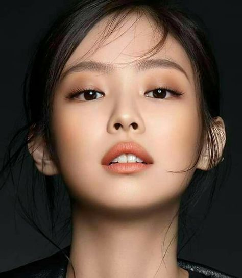 Makeup Ala Korea, Makeup Asia, Makeup Cantik, Korean Makeup Look, Dark Autumn, Model Face, Natural Beauty Tips, Fall Makeup, Asian Makeup