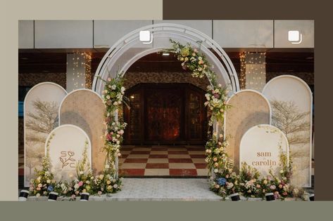 Wedding Door Decorations Entrance, Grahshanti Decor, Entrance Gate Wedding, Wedding Entry Gate Decoration, Entrance Arch Wedding, Wedding Entrance Arch, Entry Gate Decoration, Wedding Gate Decoration, Wedding Door Decorations