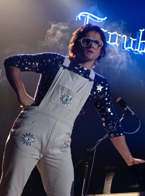 Sparkle This Halloween With Rocketman-Inspired Costumes #refinery29 Elton John Halloween Costume, Elton John Costume, Rocketman Movie, Crocodile Rock, Jamie Bell, Natasha Lyonne, Septième Art, Jon Stewart, Tim Walker