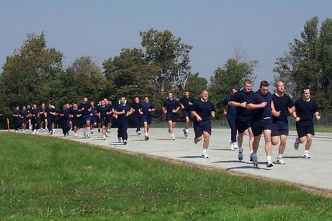 Police Academy Training Police Academy Training, Law Enforcement Training, Police Workout, Military Workout, Physical Training, Police Wife, Police Academy, Time Management Skills, Police Force