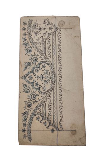 Beautiful Paisley design hand painted on old paper - 1314 Textile old print design beautiful floral indian design art Antique Vintage design floral painting Size " 8 x 7 " Inches Indian Textile Design, Embroidery Motifs, Indian Textiles, Border Pattern, Art Antique, Paisley Design, Old Paper, Indian Design, Border Design