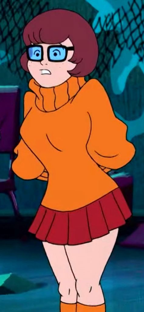 Vilma Dinkley [ 2019 ] #Vilmadinkley #Daphnebla #ScoobyDooSA #ScoobYDoo #ShaggY #ScoobY Girl Cartoon Characters From Tv Shows, Velma Scooby Doo Cartoon, Velma Dinkley Cosplay Costume, Scooby Doo Female Characters, Animated Character Halloween Costumes, Childhood Shows 2000 Cartoon, Cartoon Characters From Shows, Velma Costume Cute, Random Cartoon Characters