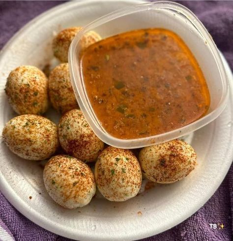 Carnivore Cajun Butter Sauce, Cajun Onion Boil, Boiled Egg Seasoning, Cajun Hard Boiled Eggs Recipe, Spicy Egg Boil, Cajun Egg Boil Sauce, Seafood Boil Eggs Recipe, Seasoned Boiled Eggs, Sauce For Boiled Eggs