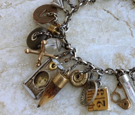 Bracelet Theresa Loomis, I love charm bracelets, and these charms are wonderful! Found Item Jewelry, Found Object Jewelry, Bracelet Luxury, Junk Jewelry, Jewelry Staples, Mixed Media Jewelry, Repurposed Jewelry, Assemblage Jewelry, Recycled Jewelry