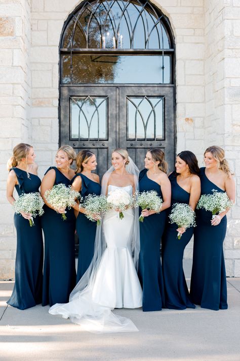 Dark Blue Wedding Dress Bridesmaids, Navy Blue White Wedding Theme, Blue Navy Bridesmaid Dress, Christmas Theme Bridesmaid Dresses, Simple Navy Wedding, Wedding Inspo Navy Blue, Navy Blue And Light Blue Wedding Theme, Dark Teal Bridal Party, Made Of Honour Dress