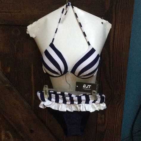 Never Worn Blue And White Striped Bathing Suit Bikini Y2k Bikinis Outfit, Y2k Bikinis, Y2k Swimsuit, Creative Outfits, Striped Bathing Suit, Doll Aesthetic, Malibu Barbie, Cute Bathing Suits, Summer 24