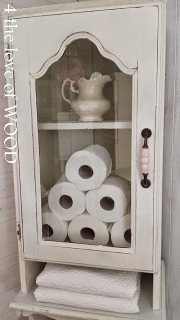 Vintage Wood Furniture, Baños Shabby Chic, Custom Bathroom Cabinets, Chic Bathroom Decor, Rustic Furniture Diy, French Country Bathroom, Chic Bathroom, Shabby Chic Bathroom, Shabby Chic Farmhouse