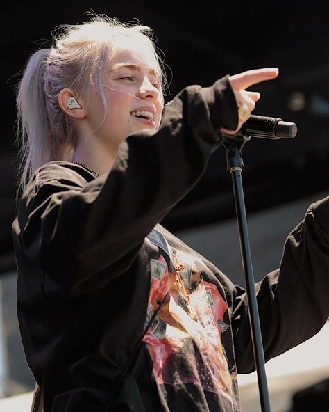 Adelaide Australia, Music People, Perfect Woman, The Villain, Favorite Person, Billie Eilish, Love Of My Life, My Girl, New Zealand