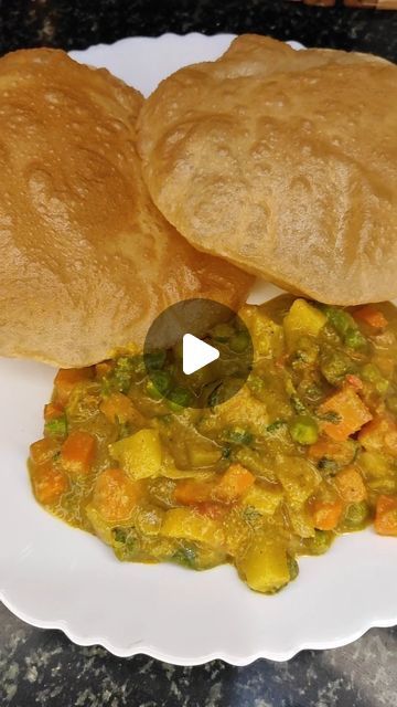 Veg Kurma Recipe, Veg Kurma, Aloo Curry, Kurma Recipe, Gravy, Let Me Know, Vegetarian Recipes, Let Me, Lifestyle