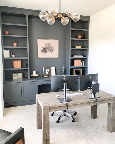 Two Desks, Office Built Ins, Modern Home Offices, Office Shelving, Office Remodel, Decorating Shelves, Design Del Prodotto, Home Office Setup, Home Office Space