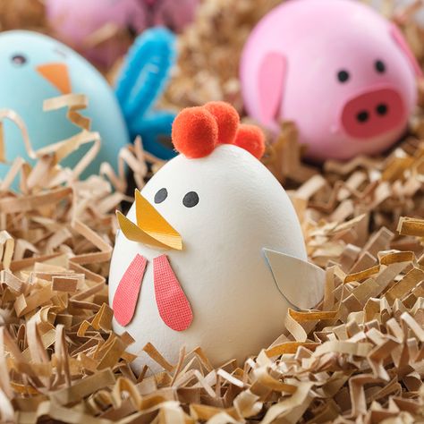 10 Tips That Will Up Your Easter Egg Decorating Game! Egg Easter Ideas, Kids Egg Decorating Ideas, Fun Easter Egg Decorating Ideas, Easter Egg Craft Kindergarten, Egg Decorating Ideas For Kids, Decorated Easter Eggs Ideas, Egg Decorating Ideas Creative Contest, Decorated Eggs Kids, Decorate An Egg Competition