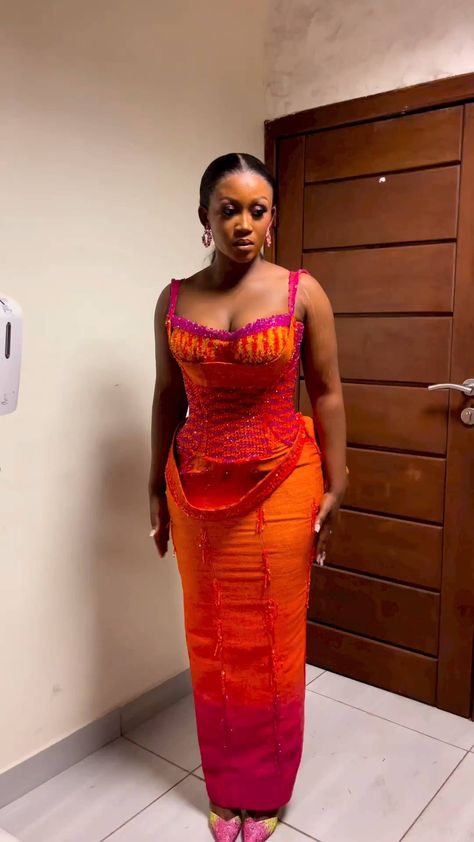 Instagram Kente Engagement Dress, Beaded Kente Styles, Latest Kente Styles For Engagement, Kente Dress Styles Classy, Kente Outfits, Kente Dresses, African Dress Patterns, Graduation Outfits For Women, Beaded Lace Dress