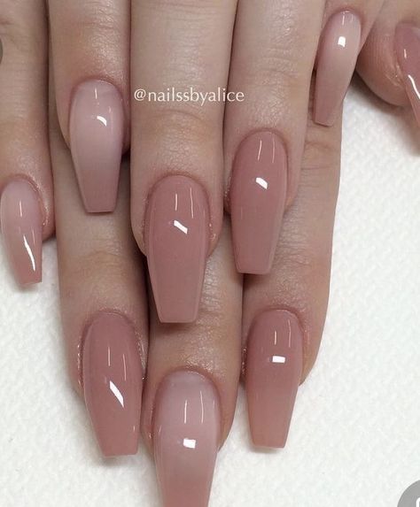 Acrylic Nails Natural, Unghie Sfumate, Solid Color Nails, Colorful Nails, Polygel Nails, Her Nails, Rose Gold Nails, Pink Nail, Holographic Nails