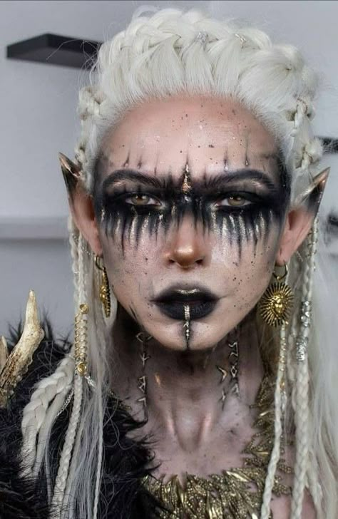 Warrior Makeup, Viking Makeup, Vikings Halloween, Viking Cosplay, Creepy Halloween Makeup, Witch Makeup, Fest Outfits, Halloween Makeup Inspiration, Ren Fair