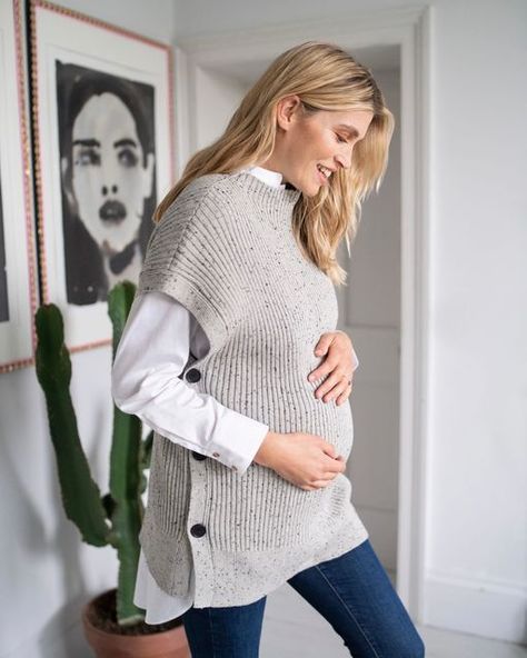 Seraphine Maternity & Nursing on Instagram: "Transitional layering is here 🤍 head to our website to discover a hidden gem now! ​​​​​​​​ ​​​​​​​​ #seraphinematernity #pregnant #bump #maternityclothes​​​​​​​​ #nursingclothes" Nursing Sweater, Pregnancy Essentials, Maternity Blouse, After Baby, Nursing Clothes, White Mat, Maternity Nursing, Friend Outfits, Ribbed Knit Sweater