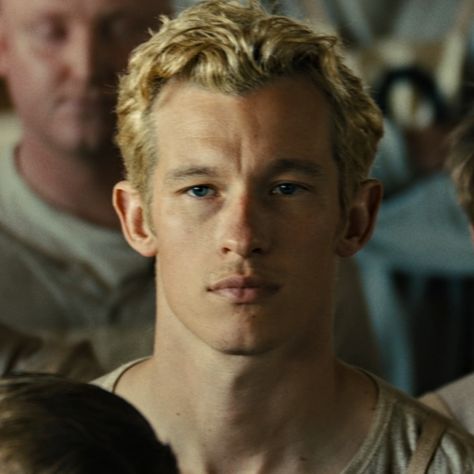 Callum Turner - Joe Rantz The Boys In The Boat, Boys In The Boat, Callum Turner, Love My Man, Cute Actors, The Boat, Man Crush, Pretty Men, The Boys