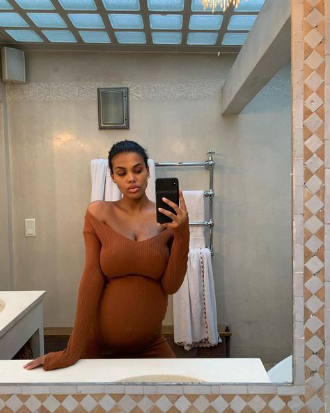 tina kunakey on Instagram: “👗@fashionnova” Black Pregnant Women Outfits, Pregnancy Outfits Black Women, Pregnant Women Outfits, Black Pregnant Women, Pregnant Black Women, Hot Pregnancy Outfits, Tina Kunakey, Outfits Black Women, Black Motherhood