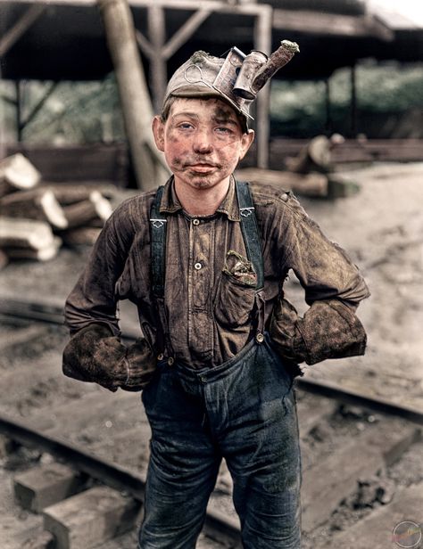 Eleven year old coal miner, 1908 Lewis Hine, Coal Miners, Colorized Photos, Coal Mining, Infamous, Historical Photos, Color Photography, American History, Old Photos