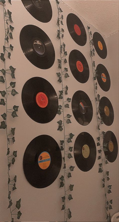 vinyl records, vines Record Room Decor, Vinyl On Wall, Record Wall Decor, Record Decor, Record Decorations, Vinyl Room, Record Room, Cool Room Decor, Retro Room