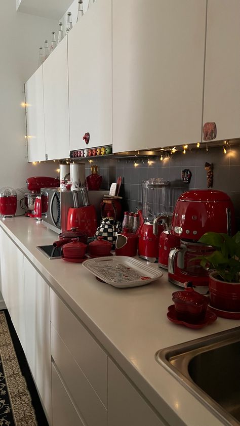 My SMEGS 🤭 Red Kitchen Appliances Decor, Red Le Creuset Kitchen, Kitchen Decor Red Accents, Small Red Kitchen, Red Aesthetic Apartment, Red Kitchen Aesthetic, Red House Decor, Smeg Red, Red Kitchen Ideas