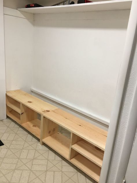 Shoe Closet Diy, Closet Mudroom, Closet Bench, Mudroom Closet, Front Closet, Window Mudroom, Entry Closet, Entryway Closet, Bench With Drawers