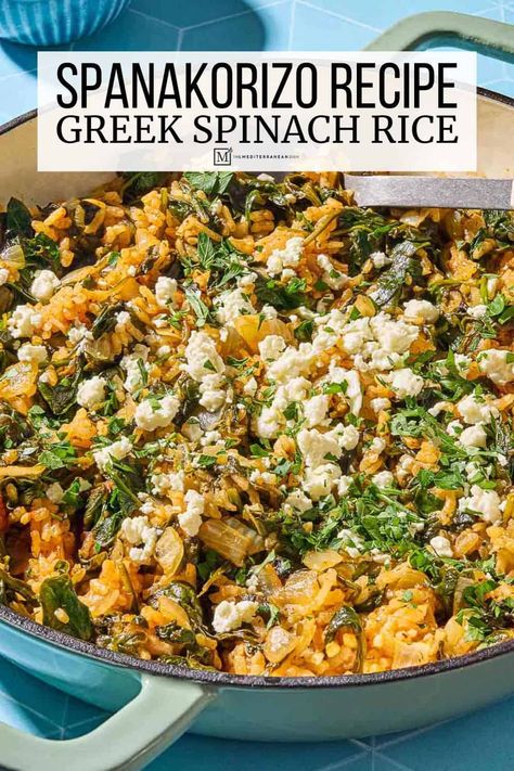 Spanakorizo, a Greek Spinach Rice recipe, of medium grain rice, loads of spinach, onion, herbs, and garlic. Comforting and delicious this spinach rice recipe gives you all the cozy, feel-good vibes. Spinach Rice Recipe, Medium Grain Rice, Greek Spinach, Rice Side Dish Recipes, Greek Dinners, Spinach Rice, Easy Mediterranean Diet Recipes, Rice Side Dishes, Greek Dishes