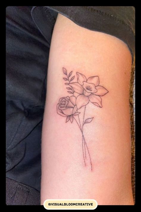 Daffodil And Rose Flower Tattoos, Daffodil And Roses Tattoo, Roses And Daffodils Tattoo, Rose And Lily Tattoo Small, Rose And Daffodil Tattoo Ideas, Daffodil And Chrysanthemum Bouquet Tattoo, Birth Flower Sister Tattoo, Rose And Narcissus Flower Tattoo, Daffodil Tattoo With Roman Numerals