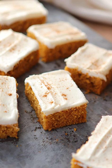 This is a Libby's pumpkin bars recipe with homemade melt-in-your-mouth cream cheese frosting that is a perfect fall favorite and holiday treat! Pumpkin Bars With Cream Cheese, Pumpkin Cake Recipe, Bars With Cream Cheese Frosting, Bars With Cream Cheese, Pumpkin Bars, No Bake Bars, Bad Food, With Cream Cheese Frosting, Pumpkin Cake