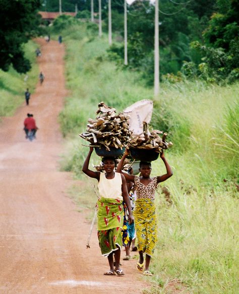 Benin, Africa Living In Africa Aesthetic, Benin People, Africa Aesthetic People, Kenyan Culture, Benin Africa, Togo Africa Culture, Gucci Pattern, Vacation Budget, West African Countries