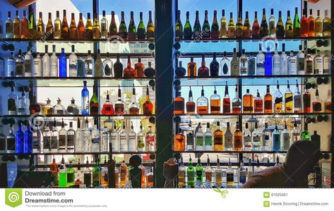 Bottles In Window, Bottles Of Liquor, Back Bar Design, Modern Home Bar Designs, Glassware Display, Bar Lounge Design, Alcohol Bar, Window Bars, Modern Home Bar