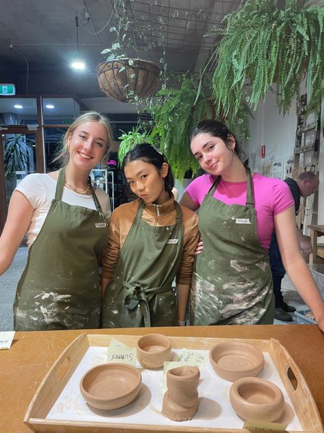 #pottery #art #friends #girlboss #clay Pottery Friends Aesthetic, Pottery Class Aesthetic Friends, Friend Outings Ideas, Pottery Painting Aesthetic Friends, Pottery Painting With Friends, Pottery Class Aesthetic, Pottery Birthday Party, Pottery Aesthetic, Pottery Party