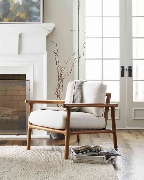 Reflections on Home: Multifunctional Furnishings Built for Comfort, from Mitchell Gold + Bob Williams - Remodelista Sofa Chair Design, Teak Living Room, Wallpapers Living Room, Home Command Center, Home Decor Aesthetic, Mitchell Gold Bob Williams, Mitchell Gold, Home Inspo, Multifunctional Furniture