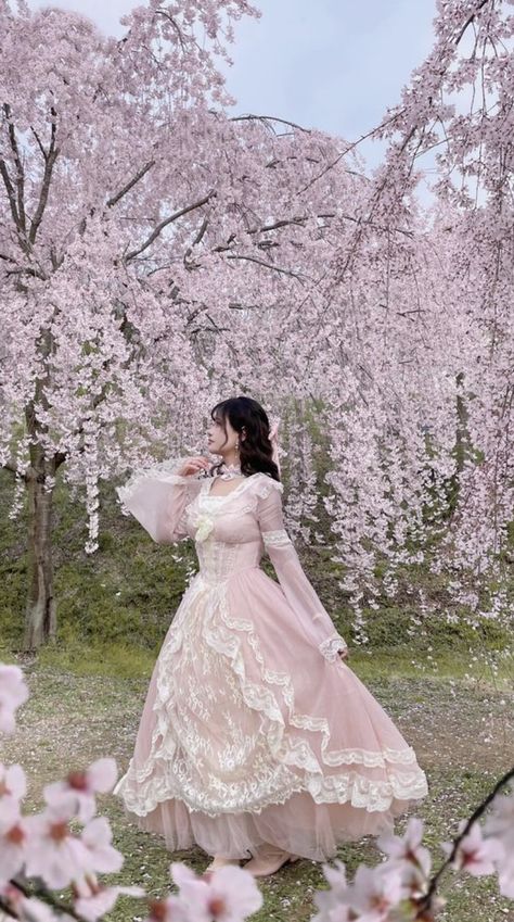 Cherry Blossom Aesthetic Outfit, Korean Dress Elegant, Cherry Blossom Outfit, Sakura Dress, Cherry Blossom Pictures, Pink Princess Dress, Cherry Blossom Dress, Cute Formal Dresses, Couple Poses Reference