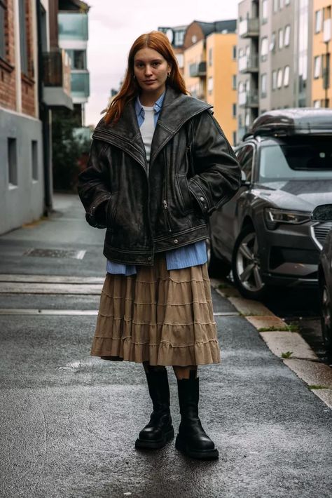 The best street style from Oslo Runway 2023 - Vogue Scandinavia Oslo Fashion Week, Norway Street Style, Helsinki Street Style, Oslo Street Style, Scandi Street Style, Oslo Fashion, Runway 2023, 2023 Vogue, Vogue Scandinavia