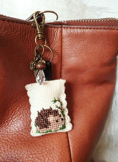 Leather Cross Stitch, Cross Stitch Hedgehog, Keychain Cross Stitch, Cross Stitch Keychain Pattern, Cross Stitch Bag Pattern, Cross Stitch Bags, Leaf Cross Stitch Pattern, Cross Stitch Keychain, Cross Stitch Bag