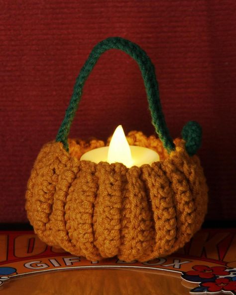 Pumpkin！ #crochet #crocheting #handmade #knitting Box Crochet, Pumpkin Crochet, Handmade Knitting, Crochet Yarn, Light Box, Yarn, Knitting, Crochet