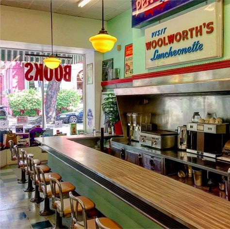 60s Coffee Shop, Old Diner Aesthetic, 60s Cafe, Book Locations, Old America, Breakfast Diner, Cloud Coffee, Diner Aesthetic, Mess Hall