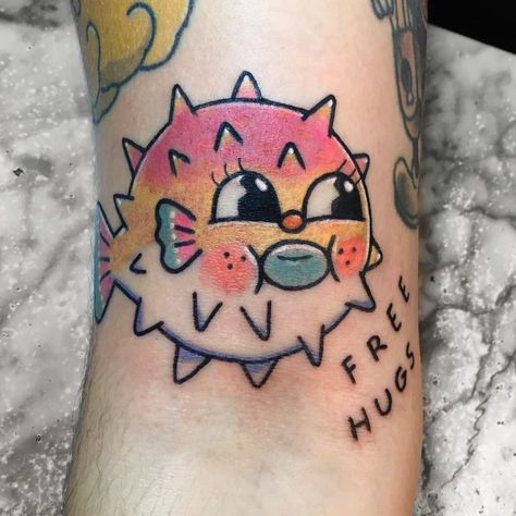 Follow @TATTOOWONDERLAND on Pinterest for more!!  Cute blowfish tattoo - puffer fish Blowfish Tattoo, Puffer Fish Tattoo, Japanese Puffer Fish, Circles Tattoo, Puffer Fish Art, Insect Tattoos, Ink Tattoo Ideas, Sea Murals, Cartoon Tattoo