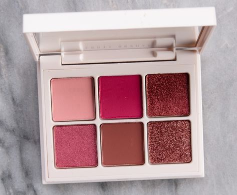 Small Eyeshadow Palette, Makeup Fenty Beauty, Makeup Geek Eyeshadow, Fenty Beauty Makeup, Mac Eyeshadow, Makeup Obsession, Luxury Makeup, Bh Cosmetics, Highlighter Makeup