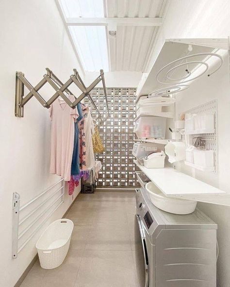 Service Area Design Laundry Rooms, Small Service Area Ideas, Washing Area Ideas Outdoor, Service Area Ideas, Outdoor Service Area, Narrow Laundry, Outdoor Laundry Rooms, Outdoor Laundry, Narrow Laundry Room