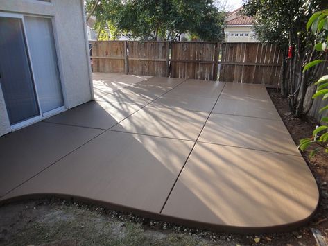 Colored Concrete Patio, Concrete Backyard, Hot Tub Landscaping, Mobile Home Exteriors, Colored Concrete, Concrete Patio Designs, Cement Patio, Colorful Patio, Porch Remodel