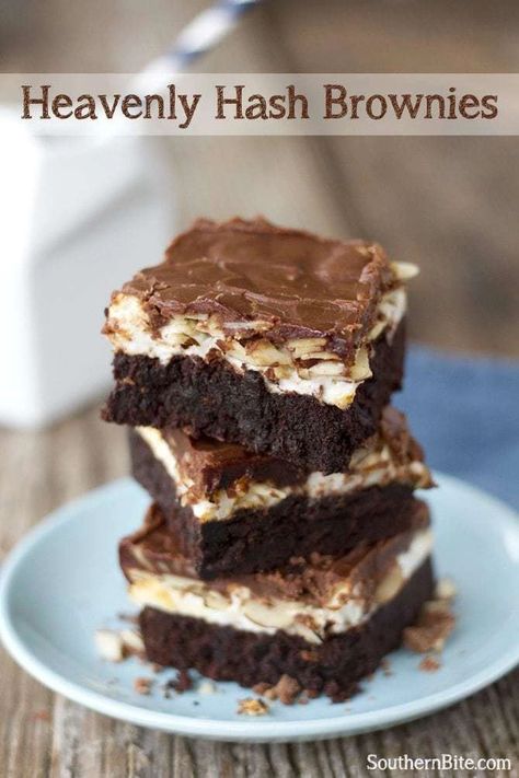 Heavenly Hash, Oreo Brownies Recipe, Cookie Bars Easy, Chocolate Deserts, Fall Recipes Pumpkin, Cookie Brownie Bars, Cake Mix Recipes, Easter Dessert, Eat Dessert First