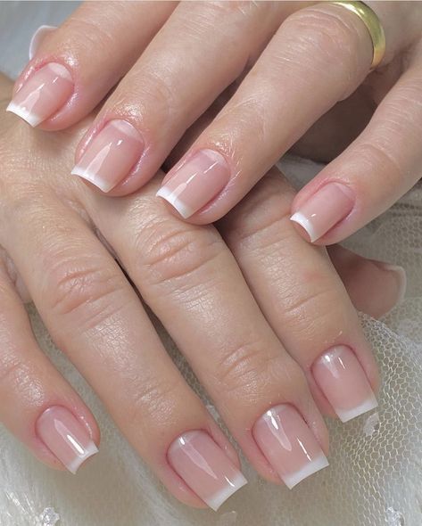 French Tip Gel Nails, Gel Toe Nails, Simple Gel Nails, Girly Acrylic Nails, Work Nails, Blush Nails, Classy Acrylic Nails, Neutral Nails, Gel Nail Designs