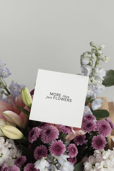 Flower Marketing Ideas, Flower Shop Packaging Design, Flower Shop Marketing, Flower Business Branding, Floral Company Logo, Floral Brand Identity, Flower Boutique Ideas, Flowers Post Instagram, Floral Design Branding