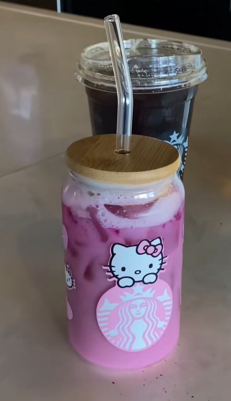 Hello Kitty Coffee Cup, Hello Kitty Starbucks Drink, Hello Kitty Cups, Hello Kitty Drink, Hello Kitty Tumblr, Pink Starbucks Cup, Hello Kitty Cup, Starbucks Aesthetic, Girly Christmas Gifts