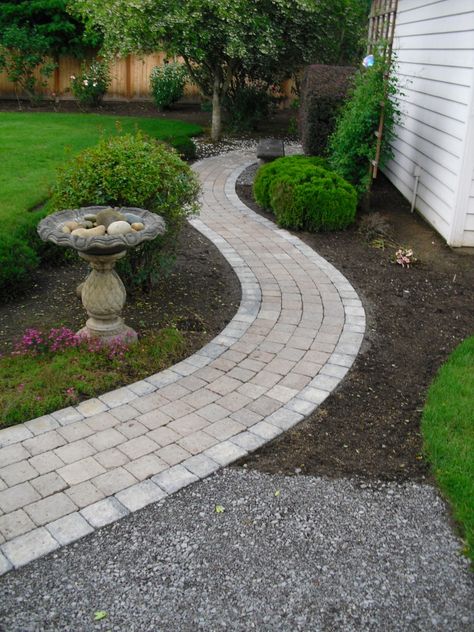 Walkway In Backyard, Cobblestone Walkway Pathways, Cobblestone Walkway Front Yards, Cobblestone Pavers Walkways, Front Walkway Pavers, Paved Walkway Ideas, Curved Paver Walkway, Cobblestone Patterns, Cobblestone Sidewalk