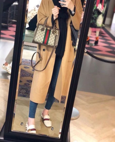 Gucci Ophidia bag Gucci Tote Bag Outfit, Gucci Ophidia Bag Outfit, Gucci Bag Outfit Street Styles, Gucci Ophidia Shoulder Bag, Gucci Bag Outfit, Gucci Ophidia Bag, Tote Bag Outfit, Luxury Outfit, Dream Bags